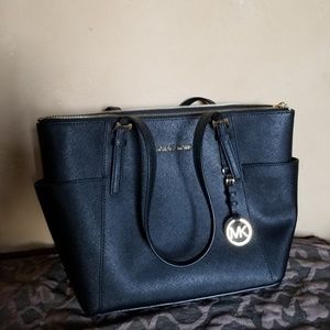 Michael Kors Black Leather Tote !!
